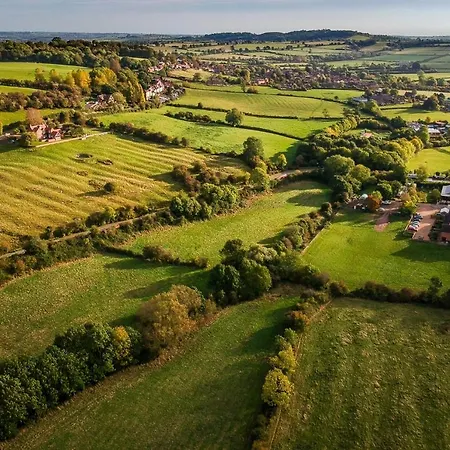 Toad Hall, Self Catering, Sleeps Four Southam  Exterior photo
