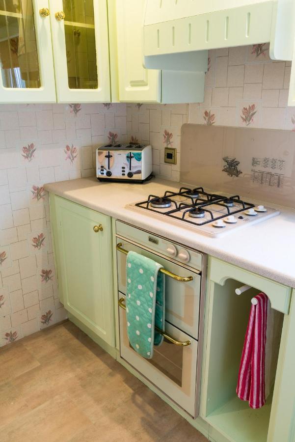 Apartment Toad Hall, Self Catering, Sleeps Four