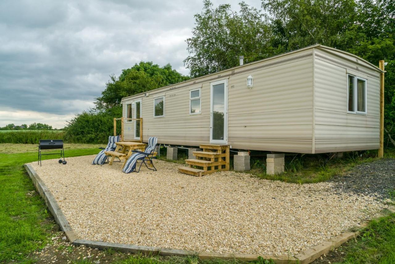 Toad Hall, Self Catering, Sleeps Four Apartment *